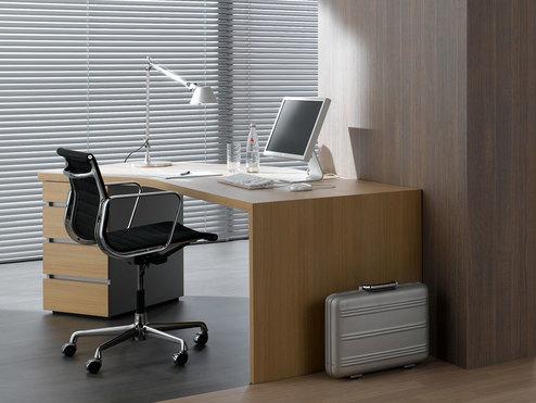 Impression eines Arbeitszimmers im Stil Großraumbüro