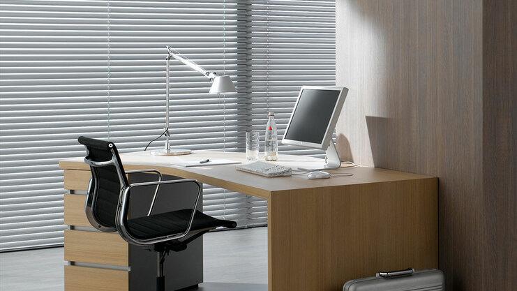 Impression eines Arbeitszimmers im Stil Großraumbüro