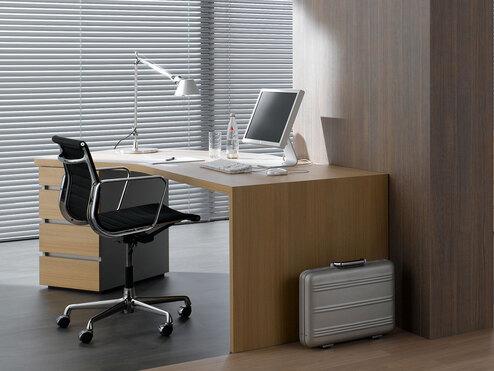 Impression eines Arbeitszimmers im Stil Großraumbüro